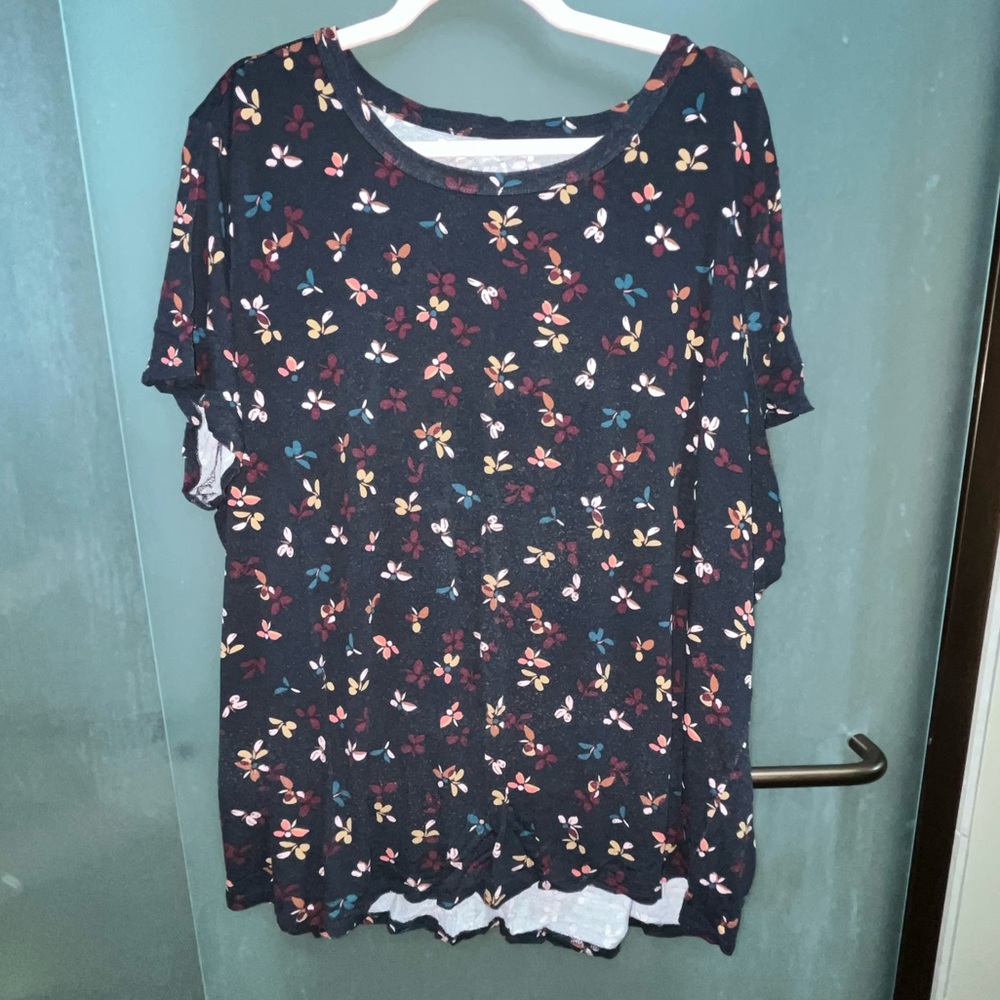 Maurices plus size 4X tee